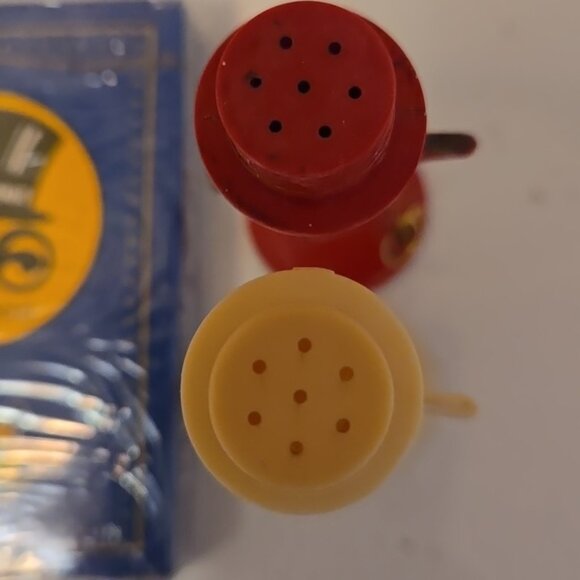 Planters Mr Peanut Playing Cards & Vintage Salt Shakers - Picture 11 of 13